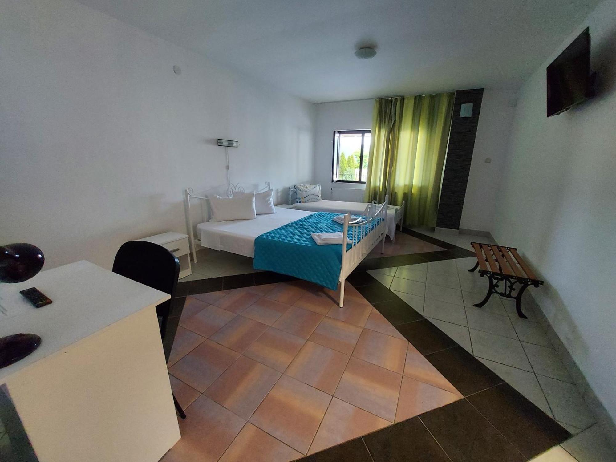 Casa Geppo - Camere De Inchiriat Ieşelniţa Esterno foto